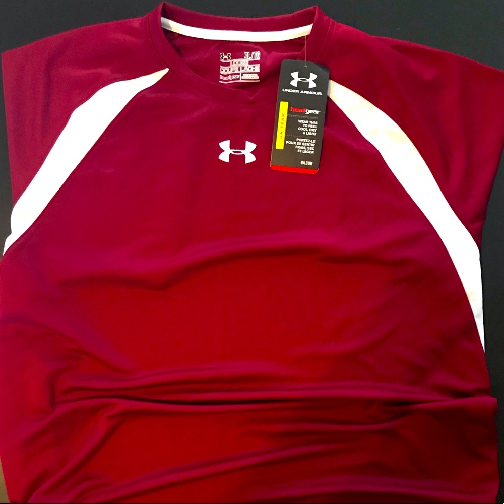 Under Armor men’s athletic top